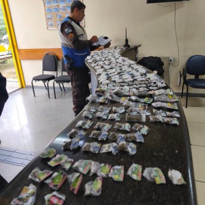 Homem é detido com mais de 350 porções de drogas em Niterói
