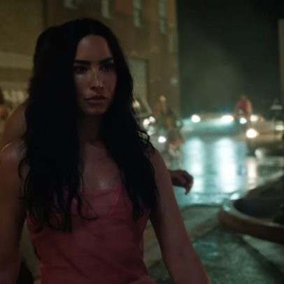 Demi Lovato lança single 'Fast' e fãs celebram retorno com clipe impactante