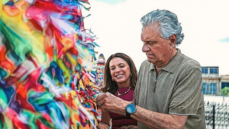 Ronaldo e Gracinha na Basílica do Senhor do Bonfim, em Salvador (Foto: Divulgação)