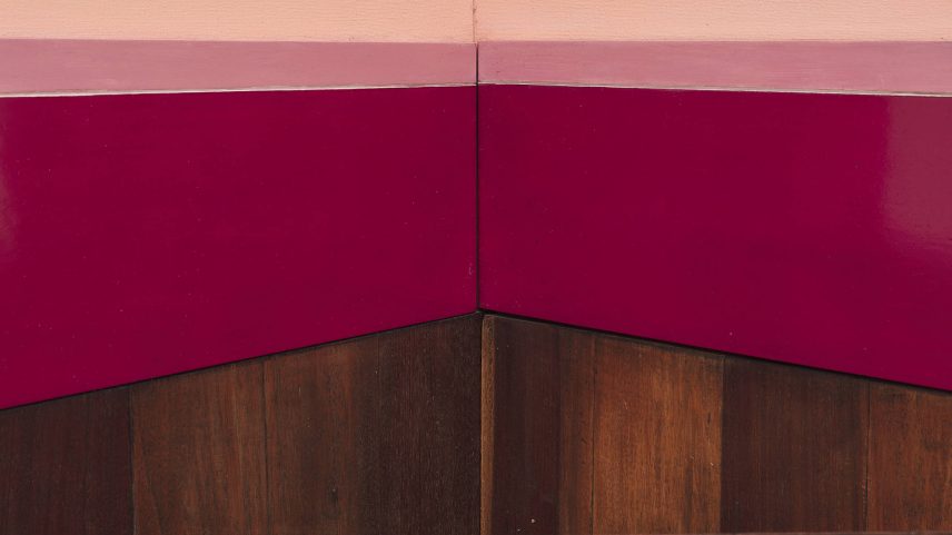 Detalhe de obra de Cildo Meireles na mostra 'Construção no Vento', na galeria Claraboia, em São Paulo (Foto: Rafael Salim Estudio/Divulgação)