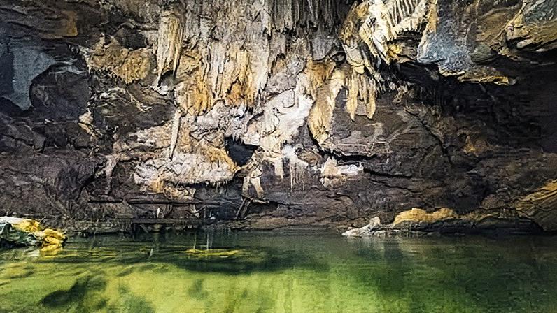 Caverna do Santana é uma das mais famosas cavernas dentro do parque PETAR, em Iporanga (Foto: Reprodução)
