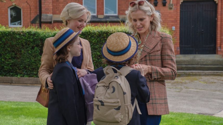 Denise Gough e Holliday Grainger, as mães (Foto: Divulgação)