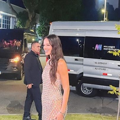 Bruna Marquezine comemora aniversário em grande estilo na Ilha Fiscal com festa luxuosa