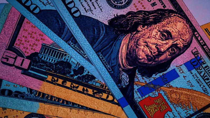 Dólar perdeu força, mas segue como moeda atraente para o mercado (Foto: Freepik)