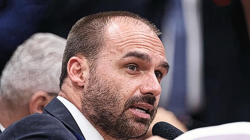 Eduardo Bolsonaro é alvo de pelo menos 4 pedidos de cassação na Câmara. (Foto: Bruno Spada/Câmara dos Deputados)