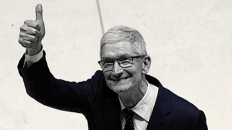 Tim Cook, CEO da Apple, faz um sinal de positivo durante uma visita à sede da Apple em 12 de dezembro de 2024, em Londres, Inglaterra. (Foto: Chris Jackson | Getty Images)
