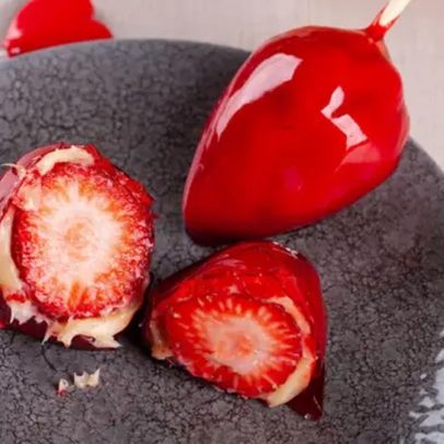 Brasileiros se rendem à febre do morango do amor e ao doce sabor do açúcar