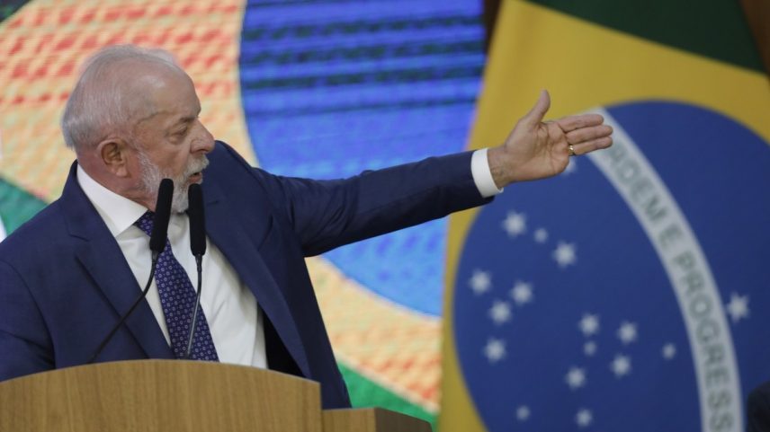 O presidente Luiz Inácio Lula da Silva no lançamento do plano para socorrer empresas exportadoras (Foto: Cristiano Mariz/Agência O Globo/13/08/2025)