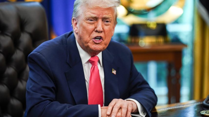 O presidente dos Estados Unidos, Donald Trump, este quinta-feira no Salão Oval. (Foto: WILL OLIVER / POOL - EFE)