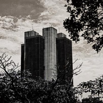 IBC-Br registra queda de 0,1% no PIB de junho, contrariando expectativas de crescimento