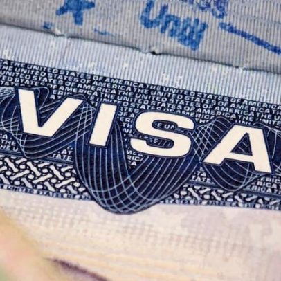 Estados Unidos exigem entrevista para mexicanos com menos de 14 e mais de 79 anos