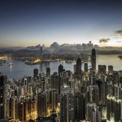 Investidores chineses quebram recorde ao movimentar US$ 4,6 bilhões em Hong Kong