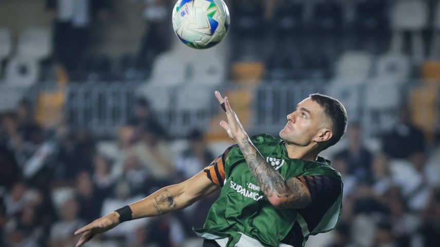 Vegetti foi o jogador que mais finalizou nos últimos seis jogos do Vasco (Foto: Dikran Sahagian/Vasco)