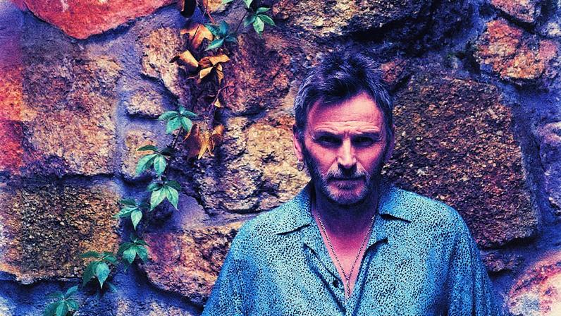 Fernando Tejero em sua casa de El Escorial, uma manhã do passado julho. (Foto: Ximena e Sergio)