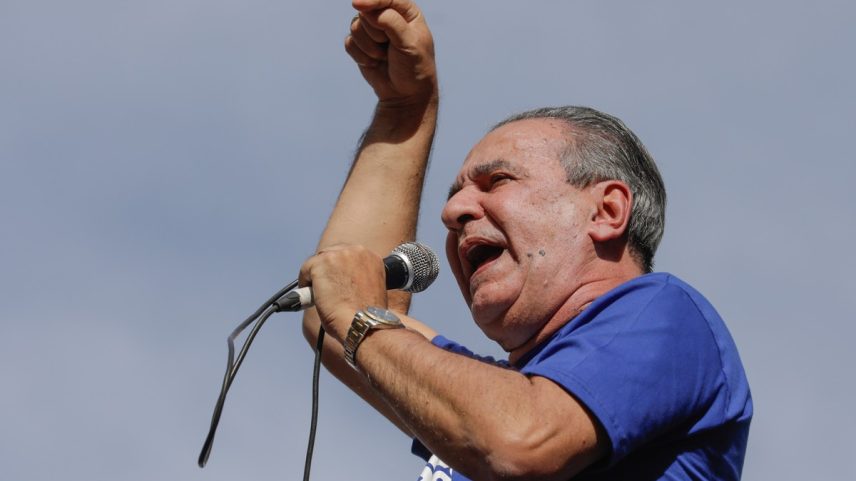 Malafaia manda recado a governadores ausentes durante discurso na Paulista (Foto: Edilson Dantas/Agência O Globo)