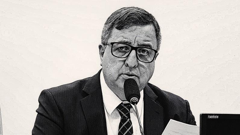 Forte disse que o texto está pronto para votação, mas que não foi possível fazer algumas das principais mudanças pedidas pelo governo (Foto: Vinicius Loures/Câmara dos Deputados)