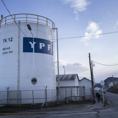 YPF compra participação da TotalEnergies em blocos de petróleo na Argentina por US$ 500 milhões