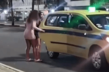 Suspeitas fugiram em um táxi. (Foto: Reprodução)