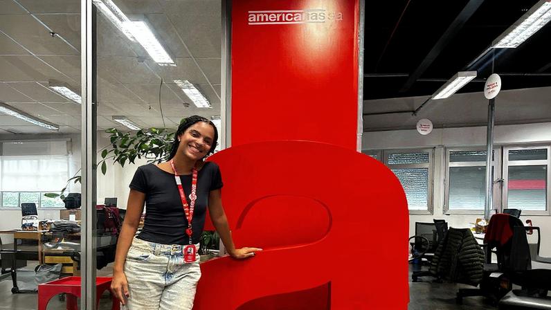 Rayanne Abreu usa redes sociais para apresentar a Americanas, onde trabalha (Foto: Divulgação)