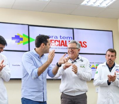 Ministério da Saúde destina R$ 400 milhões para expandir programa de especialistas