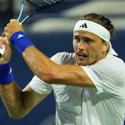 Zverev vence na estreia e enfrenta Nakashima em busca de mais vitórias