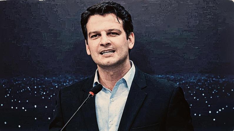 Eduardo Pimentel (PSD), prefeito de Curitiba (Foto: Band Paraná/Divulgação)