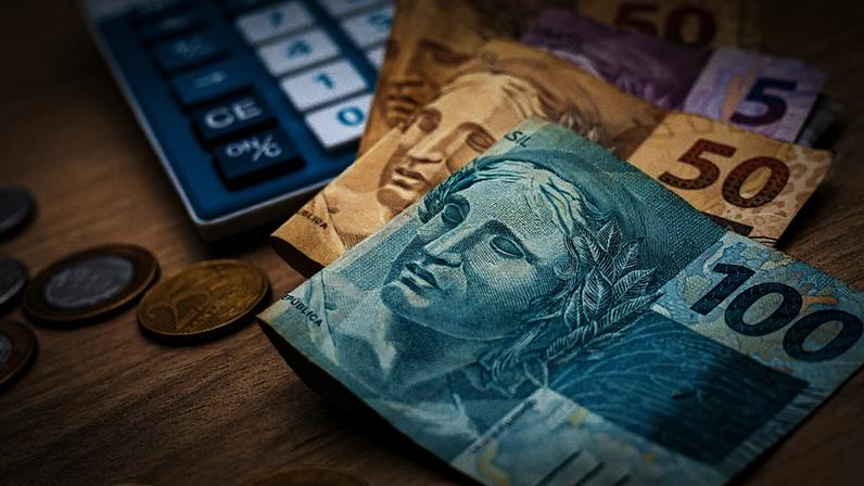 Déficit do governo central atinge R$ 70,3 bilhões no acumulado do ano até julho (Foto: Reprodução)