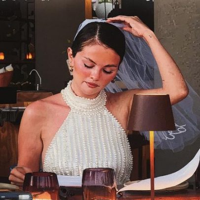Selena Gomez celebra despedida de solteira com festa íntima em Cabo San Lucas