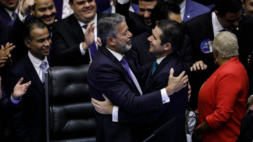 Arthur Lira deixa a presidência e Hugo Motta assume posição (Foto: Brenno Carvalho / Agência O Globo)