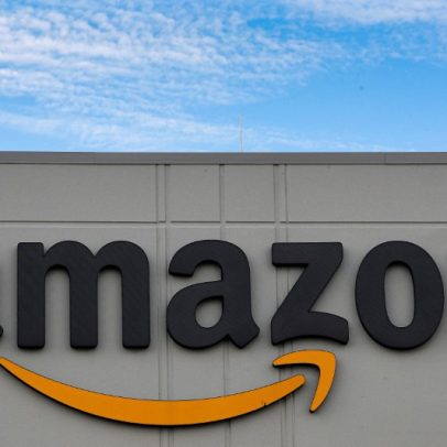 Ações da Amazon despencam após resultados decepcionantes em computação em nuvem