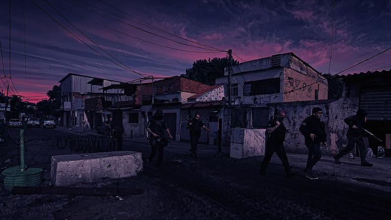 Vias bloqueadas na Estrada do Taquaral durante operação na Vila Aliança (Foto: Reprodução)