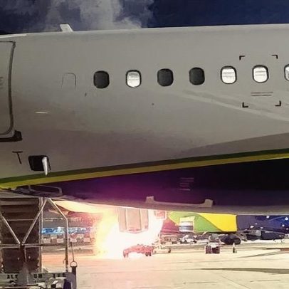 Caminhão pega fogo em pista de aeroporto em SP, mas ninguém se feriu