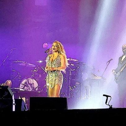 Mariah Carey deslumbra com agudos impressionantes em show no The Town