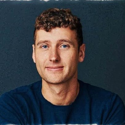Ex-advogado júnior funda startup de IA jurídica avaliada em US$ 5 bilhões