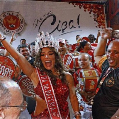 Juliana Paes fala sobre retorno à Viradouro e inspira mulheres a superar a idade