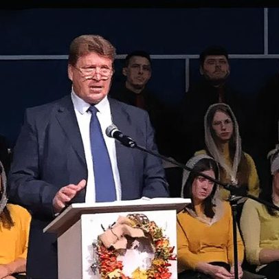 Pastor russo recebe pena de quatro anos por pregar contra a guerra