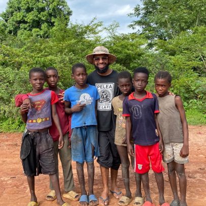 De Santa Catarina para a África: jovem supera barreiras físicas e transforma vida em missão