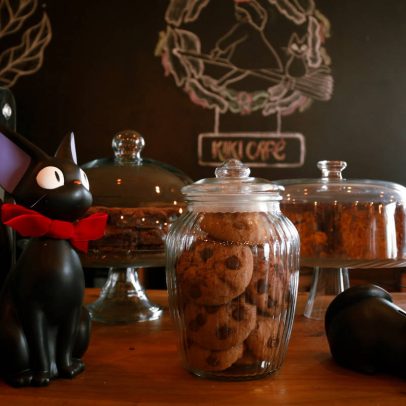 Kiki Café em São Paulo tem decoração inspirada em filmes do Studio Ghibli