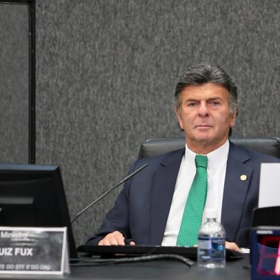 “Firmeza para condenar e humildade para absolver”, diz Fux em julgamento de Bolsonaro