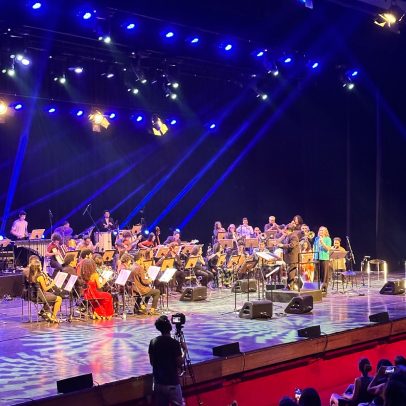 Orquestra Furiosa convida Mariana Aydar em homenagem a Dominguinhos no Auditório Ibirapuera
