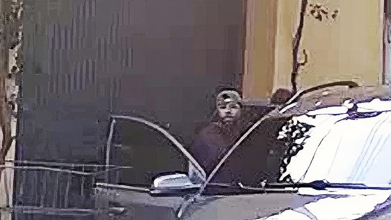 Minotauro entra em carro após assalto a mansão na Cidade Jardim, zona sul de São Paulo (Foto: Reprodução)