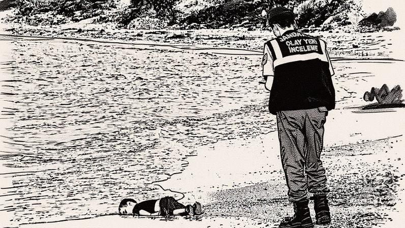 Corpo de um menino na praia, com um policial turco observando a cena (Foto: Reprodução)