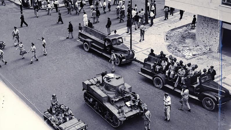 Tanque no Rio durante 'contragolpe' para garantir posse de Juscelino Kubitschek, em 1955 (Foto: Reprodução)