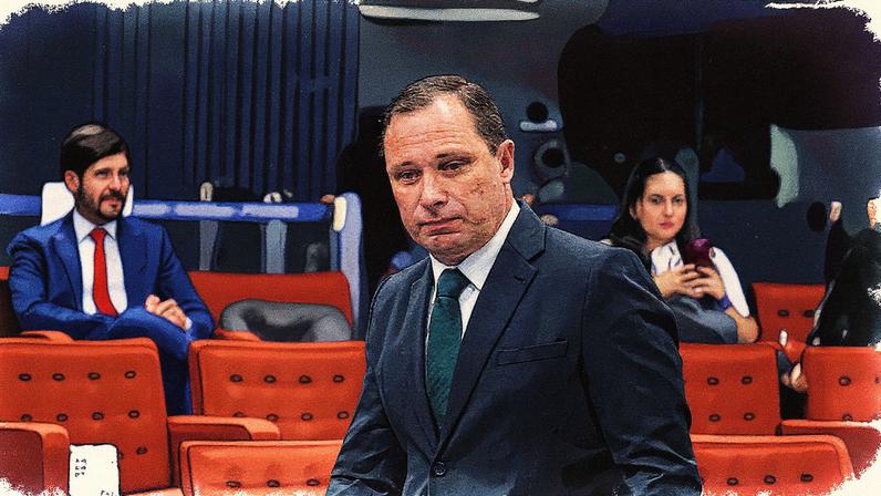 Tenente-coronel Mauro Cid aguarda interrogatório no STF (Foto: Reprodução)