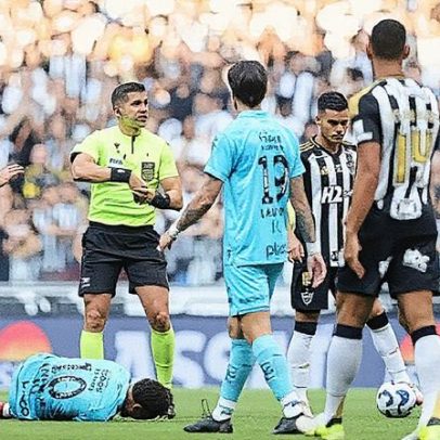Santos empata de forma heroica após saída de Brazão em ambulância contra o Atlético-MG