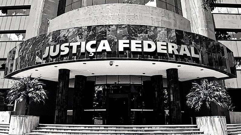 Prédio da Justiça Federal do Paraná em Curitiba (Foto: Reprodução)