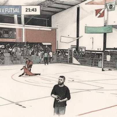 Goleiro morre após defender pênalti em torneio amador no Pará