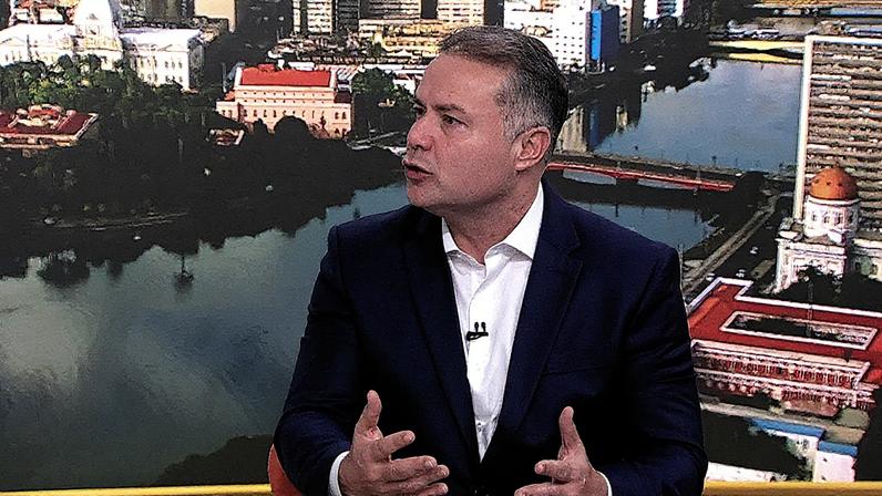 Renan Filho, ministro dos Transportes, em uma apresentação (Foto: Reprodução)