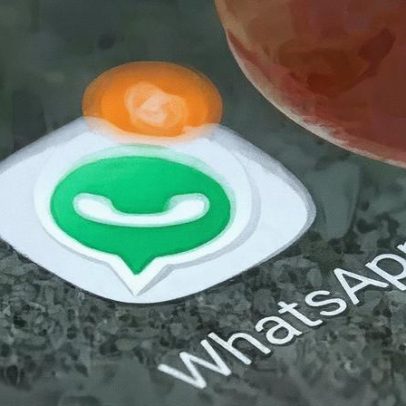 Número de brasileiros que se informam sobre política nas redes sociais quase dobra