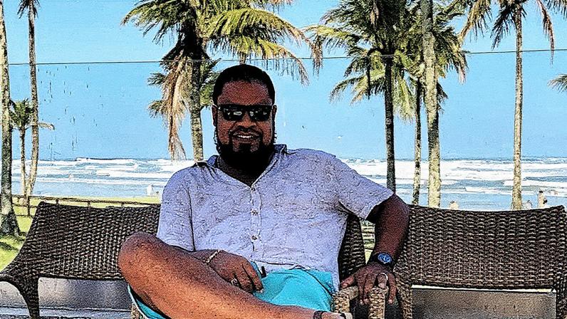 Pagodeiro Vagner Borges Dias, conhecido como 'Latrell Brito', é apontado como o 'cabeça' do esquema do PCC em órgãos públicos (Foto: Reprodução)